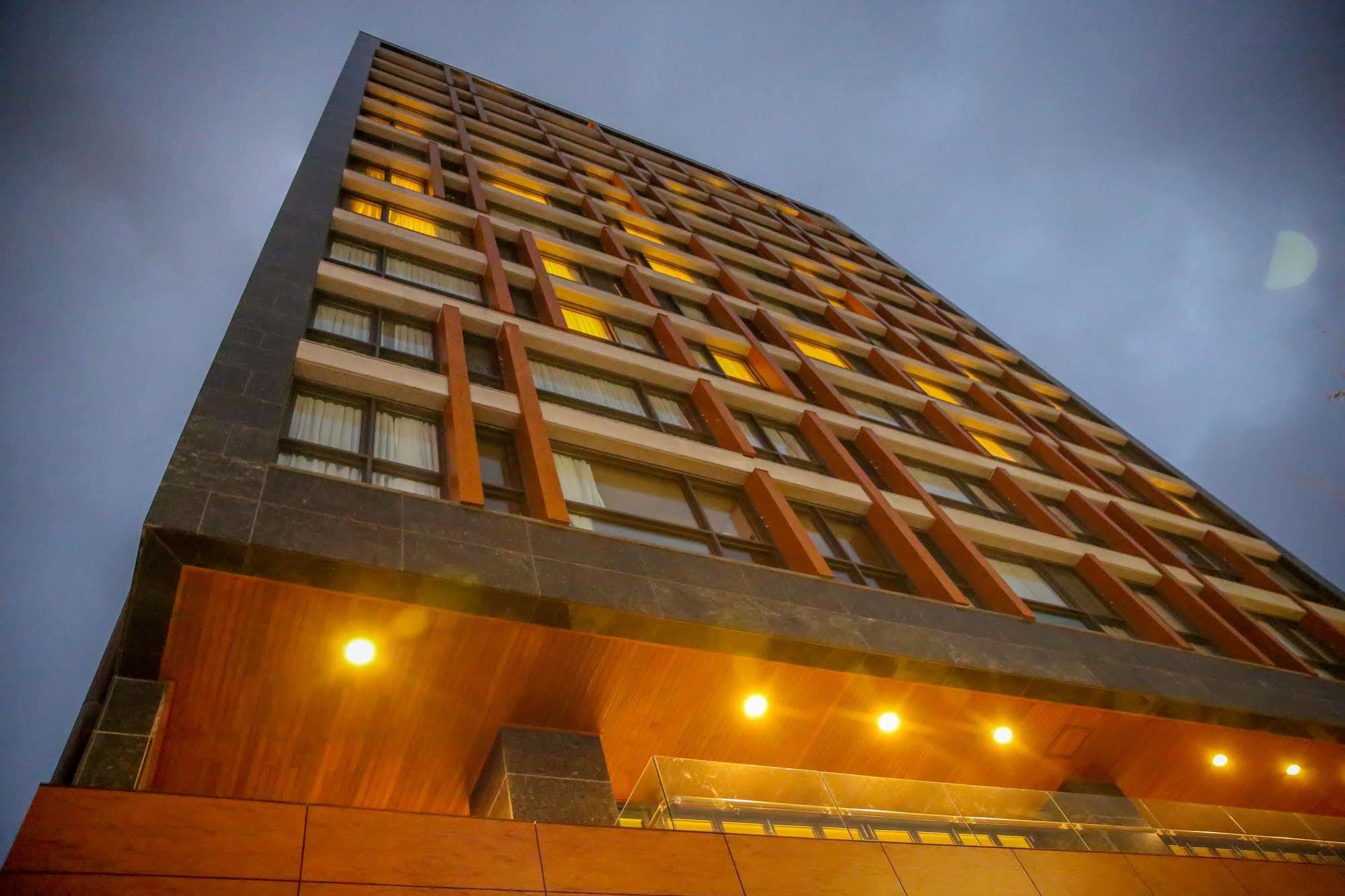 Golden Daisy Hotel Seogwipo Bagian luar foto